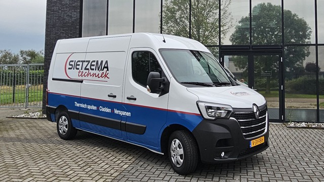 Sietzema Techniek neemt nieuwe bedrijfsbus in gebruik